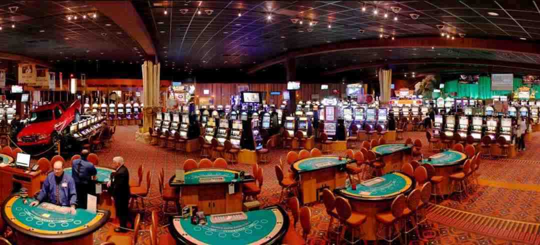 Đến với Oriental Pearl Casino nên thử game gì? 